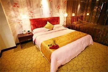 Chengdu Boyue Hotel Esterno foto